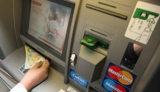Schimbare majoră la bancomatele din România. Clienții ar putea retrage suma exactă dorită, chiar și de la ATM-ul altei bănci