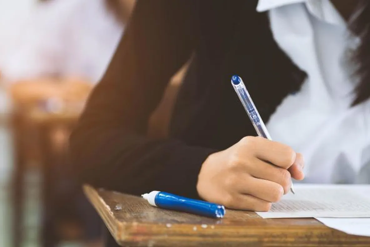 Peste 1.000 de elevi covăsneni au dat miercuri BAC-ul la Istorie sau Mate