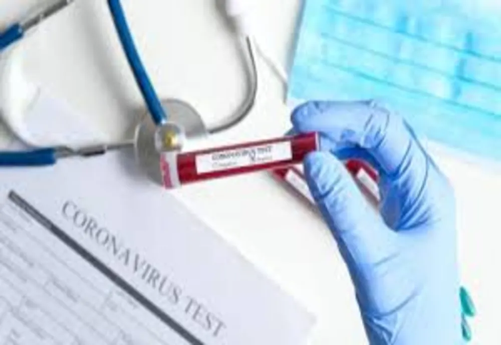 Medicul primar ginecolog András Pál recunoaşte public că este confirmat pozitiv cu COVID-19