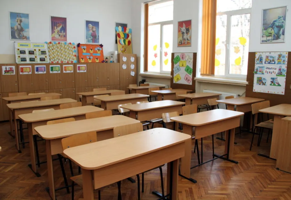 Încă o școală din Covasna închisă din cauza virozelor