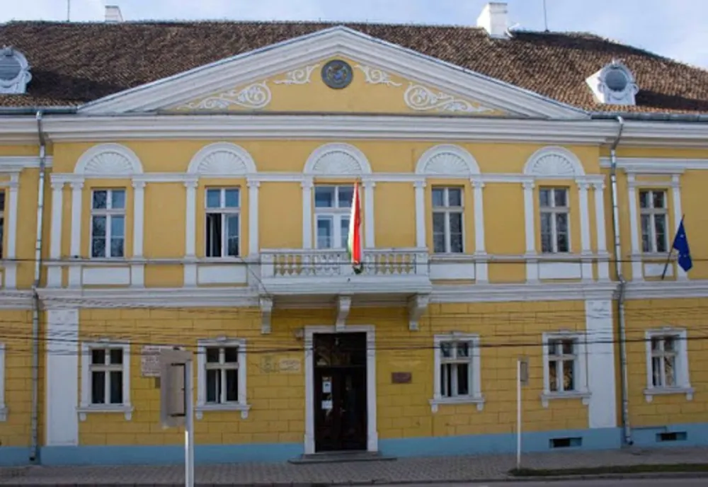 Biblioteca Județeană „Bod Péter” își reia parțial activitatea