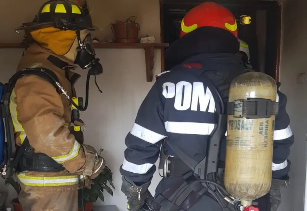 Incendiu, azi-noapte, la o florărie din Sfântu Gheorghe