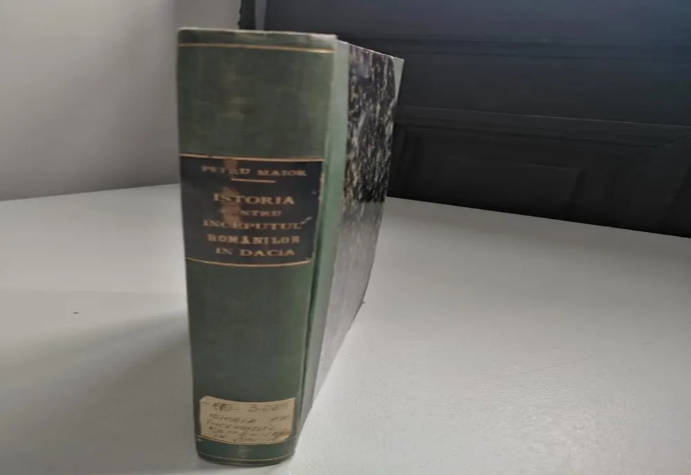 Elevii și profesorii din Sfântu Gheorghe sunt încurajați să doneze cărțile de care nu mai au nevoie bibliotecii Liceului „Plugor Sándor”