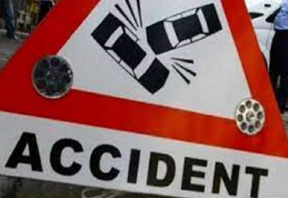 Accident cu 3 mașini implicate, pe DN11