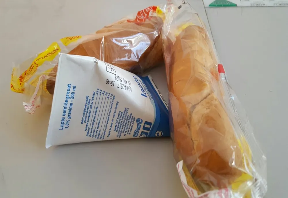Elevii covăsneni primesc de săptămâna aceasta cornul și laptele