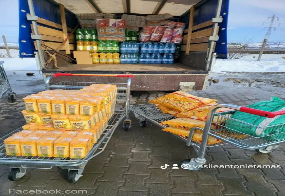 Covasna: Un transport cu patru tone de alimente, apă şi haine a plecat spre zonele afectate