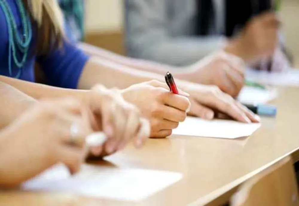 Prima probă scrisă de la Bacalaureat 2024: Elevii încep astăzi examenul cu Limba și Literatura Română