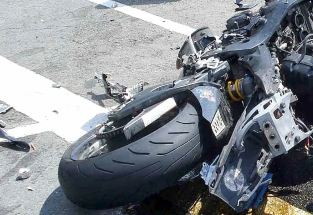 Copilă de 9 ani lovită de motocicletă