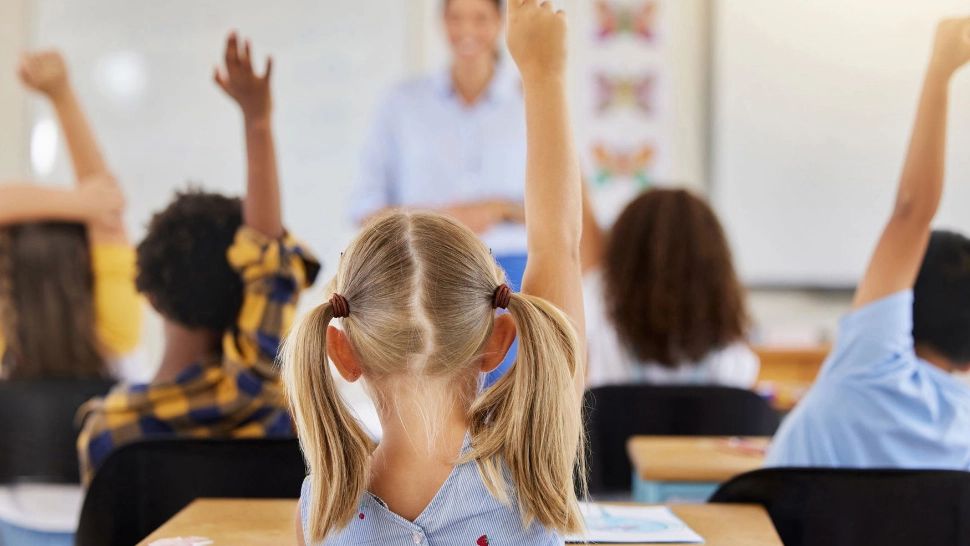 Elevii revin la școală miercuri, după vacanța de Paște