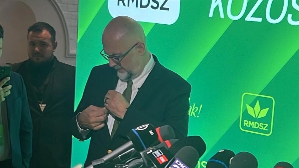 Parlamentarii UDMR vor fi prezenți în sală la moțiune, dar nu vor vota - Kelemen Hunor
