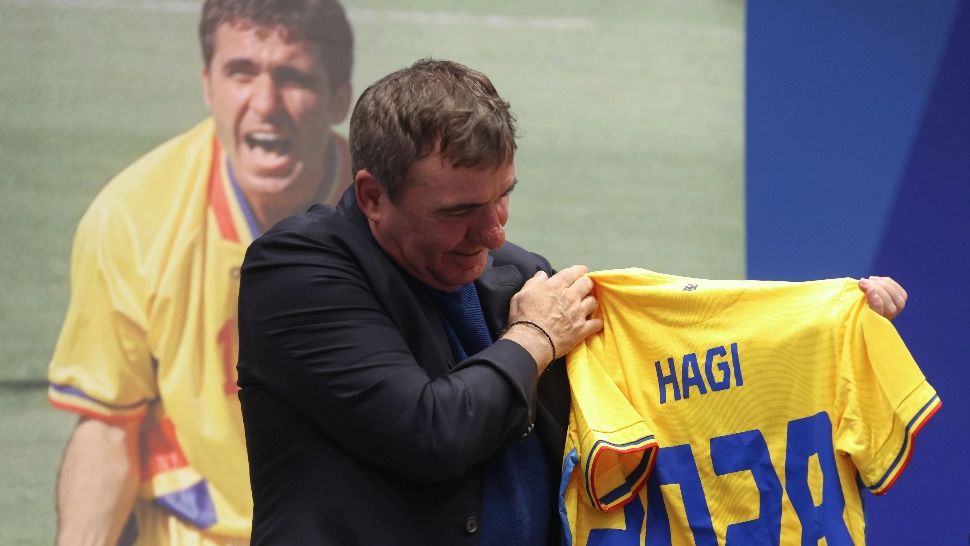 Gheorghe Hagi revine pe banca tehnică a naţionalei după 25 de ani. România întâlneşte, astăzi, Georgia la Tbilisi