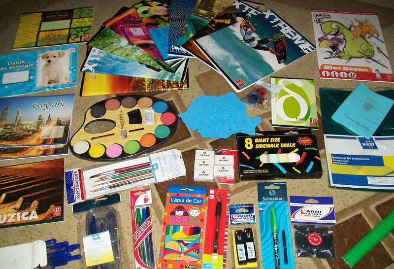 Campanie de donare de rechizite pentru copiii nevoiaşi