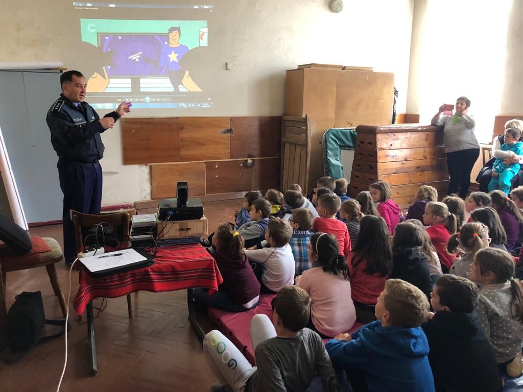 Peste 200 de copii covăsneni au participat la activități pe tema siguranței rutiere