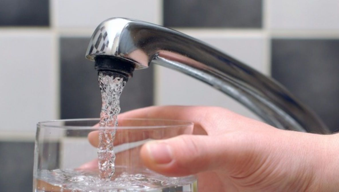 11 ore fără apă potabilă luni pe mai multe străzi din Sfântu Gheorghe