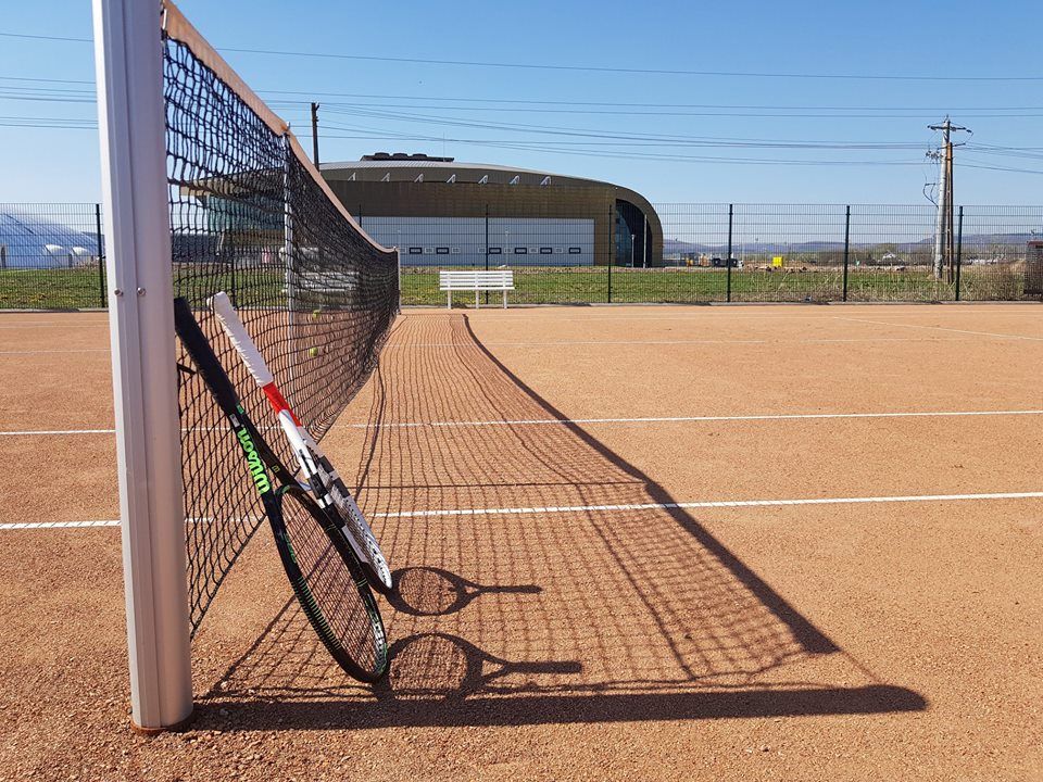 Turneu de tenis pentru încheierea sezonului, în weekend, la Sfântu Gheorghe