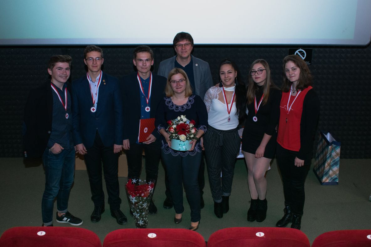 Crucea Roșie i-a premiat pe cei mai activi voluntari din Sfântu Gheorghe și orașul Covasna