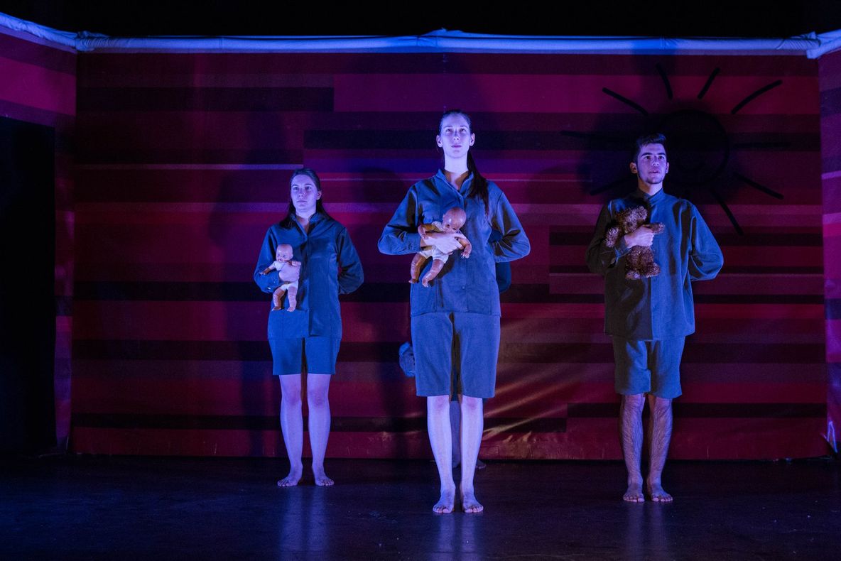 Reprezentații în Croația și Serbia ale Teatrului Independent „Osonó”, cu spectacolul „Chipul din oglinda apei”