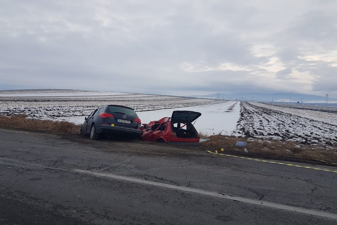 Un rănit şi trei maşini avariate într-un accident pe DN11 în judeţul Covasna