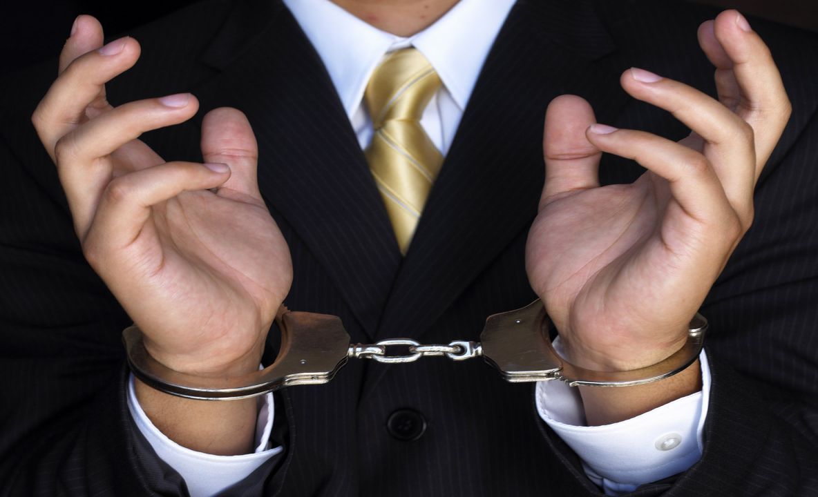 Fals avocat, cercetat de polițiștii covăsneni pentru înșelăciune