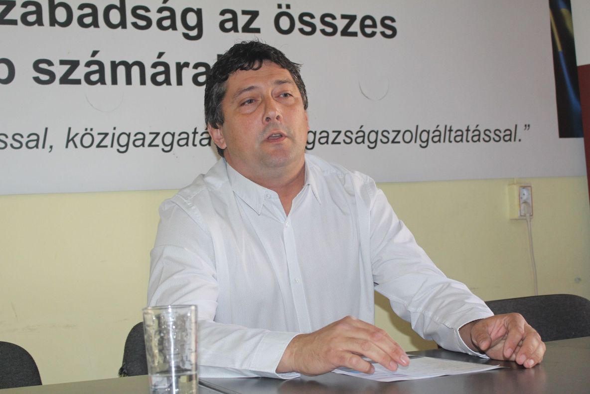 Deputat de Covasna: Fără examen la limba română pentru elevii minorităților