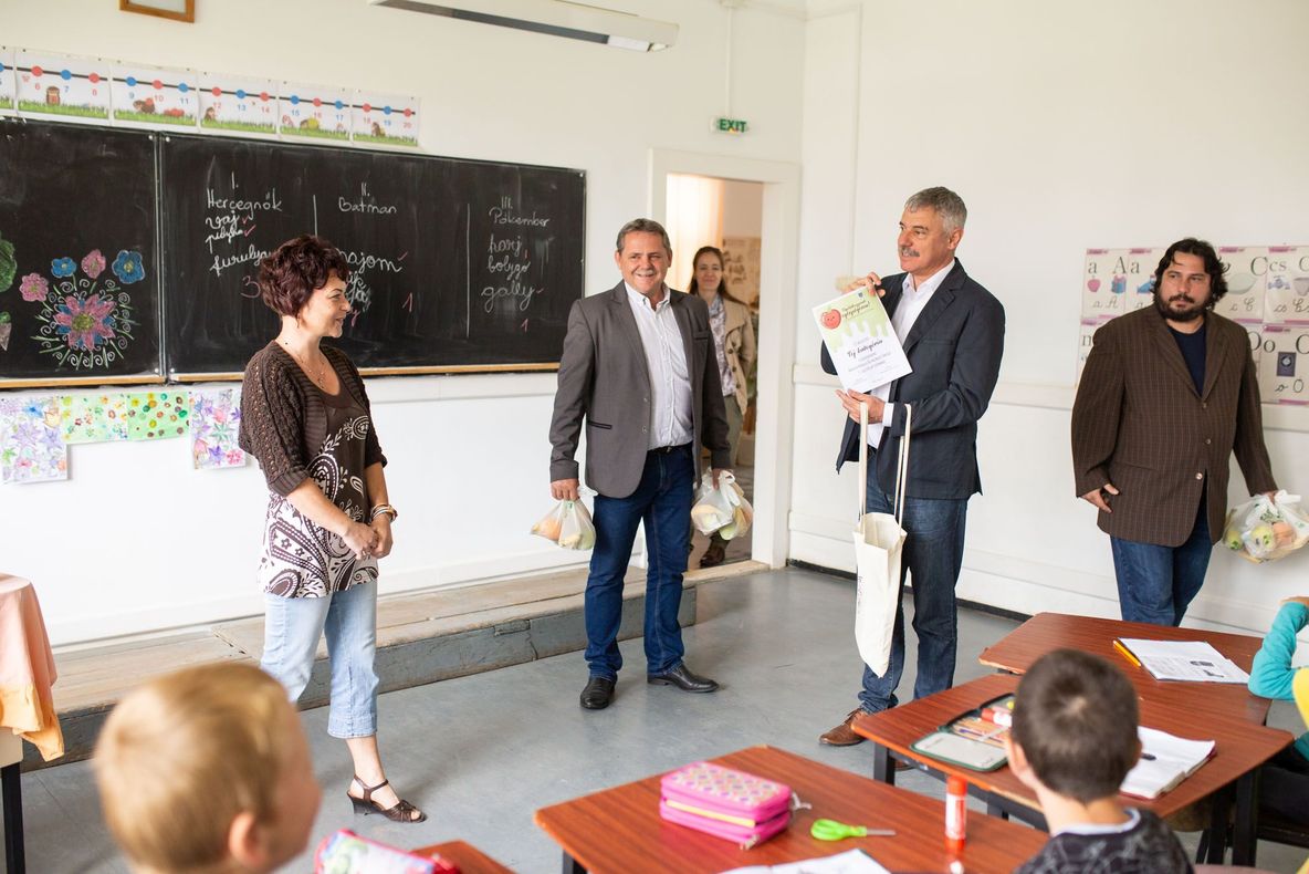 Concurs de desene „Să mâncăm sănătos!” pentru școlarii și preșcolarii din judeţul Covasna