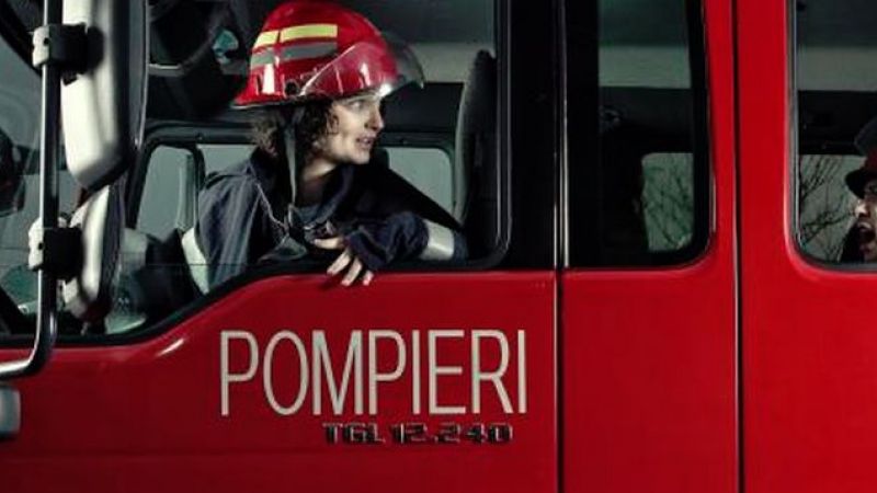 Din 2020 şi fetele pot da admitere la Şcoala de pompieri