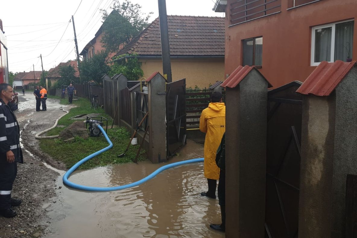 Guvernul alocă peste 2 milioane de lei județului Covasna, după inundațiile din primăvară