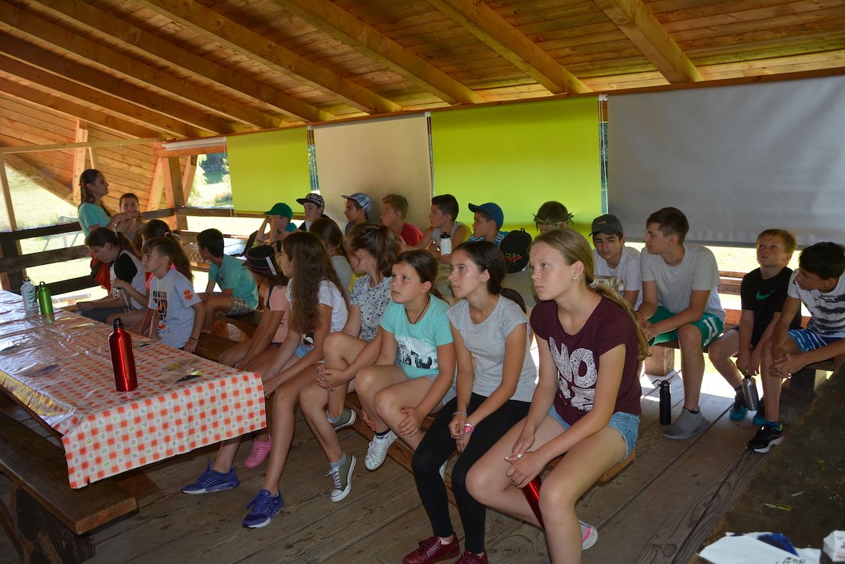 Tabără de educație ecologică la Zăbala