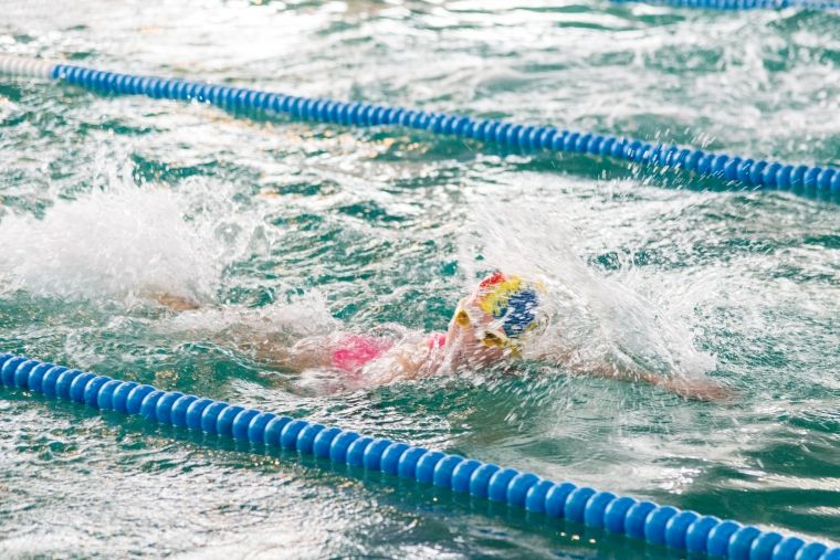 Aproape de tragedie, la piscină