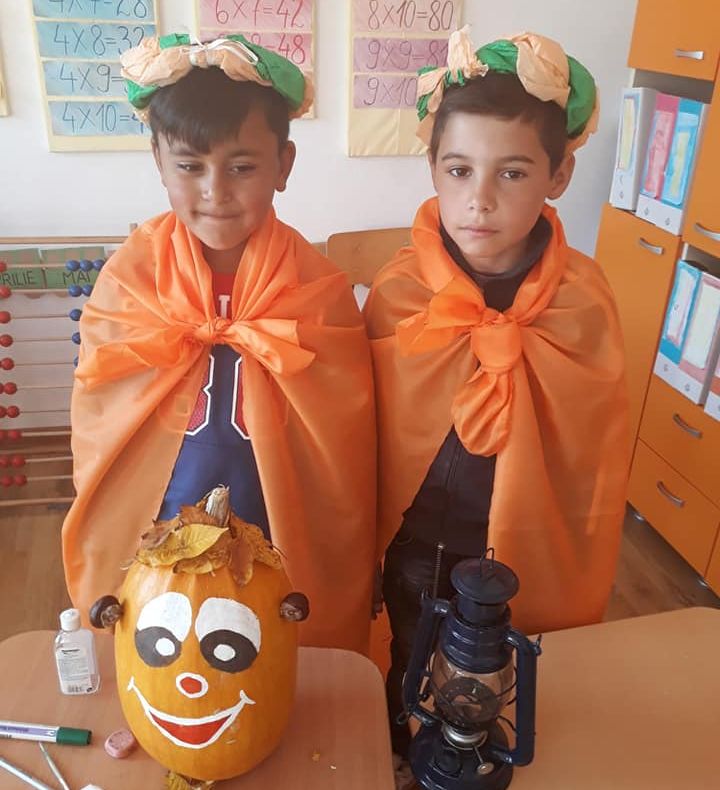 Dovleacul, vedeta la Școala Gimnazială „Romulus Cioflec” din Araci