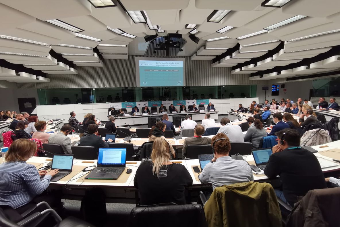 Primăria Sfântu Gheorghe, conferință pe tema alocării fondurilor europene, la Bruxelles