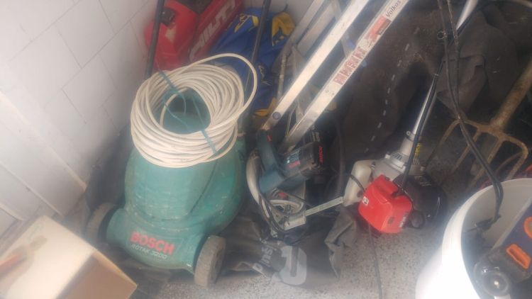 Percheziţii la Vâlcele: au fost găsite bunuri furate în valoare de 40.000 de lei