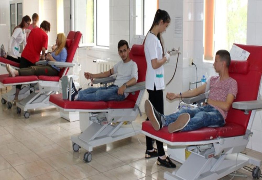 Covăsnenii primesc cârnați calzi pentru sângele donat 