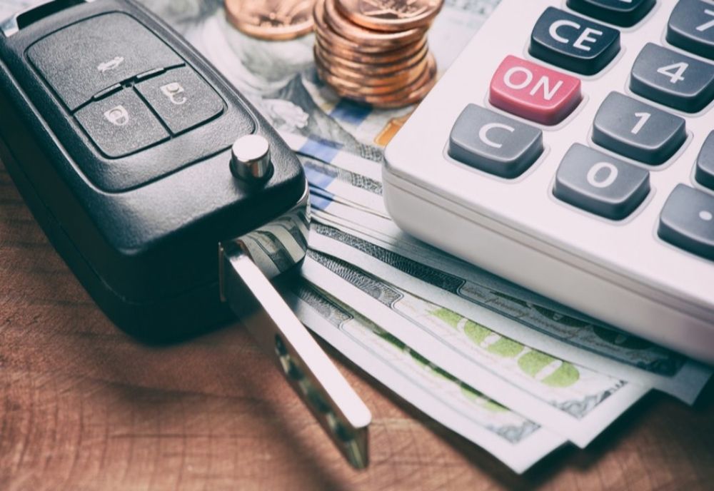 Impozitul pentru maşinile mici creşte de anul viitor cu aproximativ 1 leu pe lună