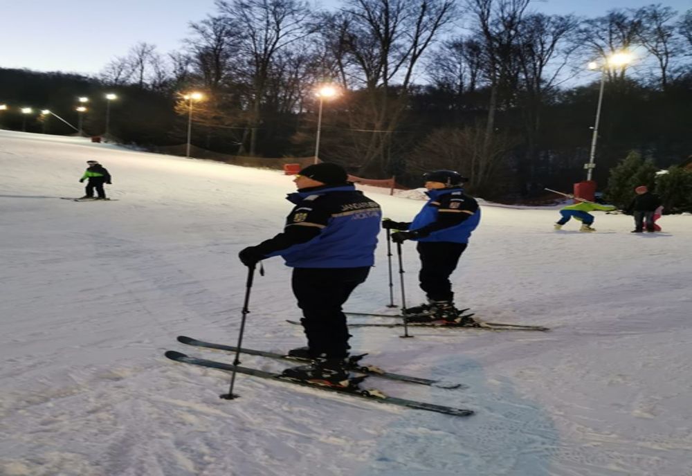 Jandarmii montani, prezenți pe pârtie covăsnene în acest weekend