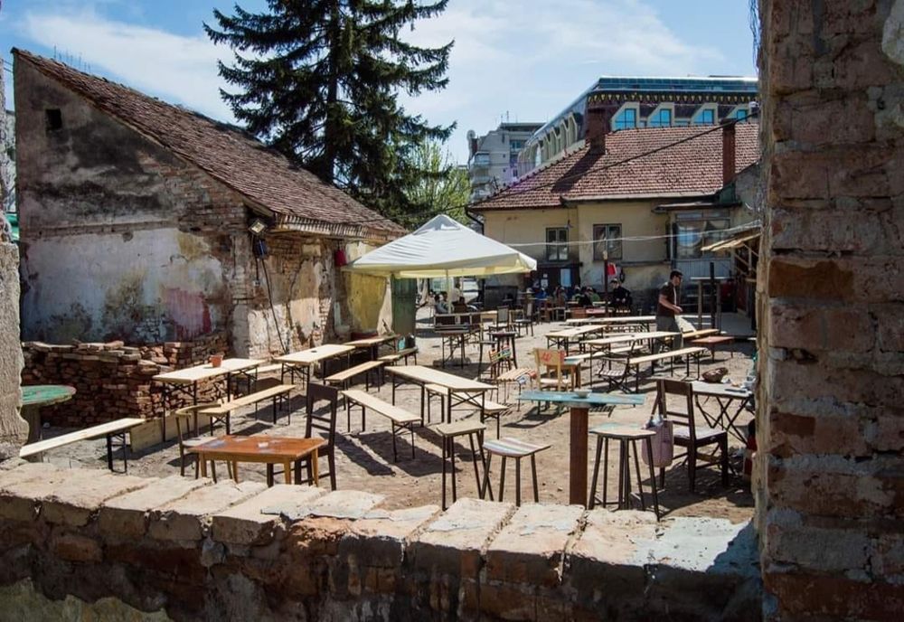 Szimpla se închide pentru „mici-mari transformări”