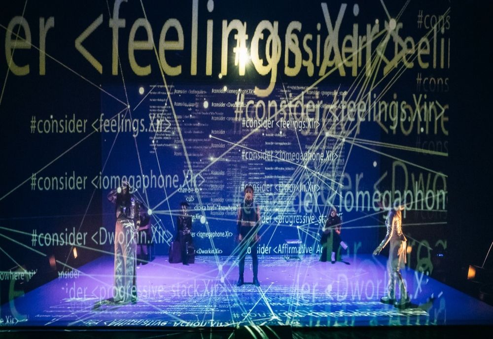 Autocar TAM pentru spectatorii din Capitală care vor să vadă „Romacen – Vremea Vrăjitoarei”