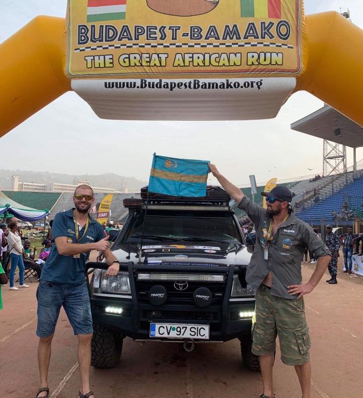 Debreczeni László și Demeter László au încheiat Raliul Budapesta – Bamako. Expediția Khumba 2020 continuă