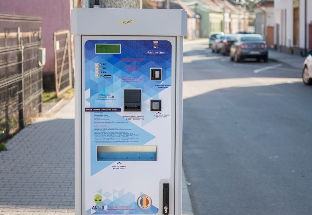 Se suspendă parcarea cu plată iar Primăria Sfântu Gheorghe pune la dispoziția locuitorilor 50.000 de declarații pe proprie răspundere tipărite
