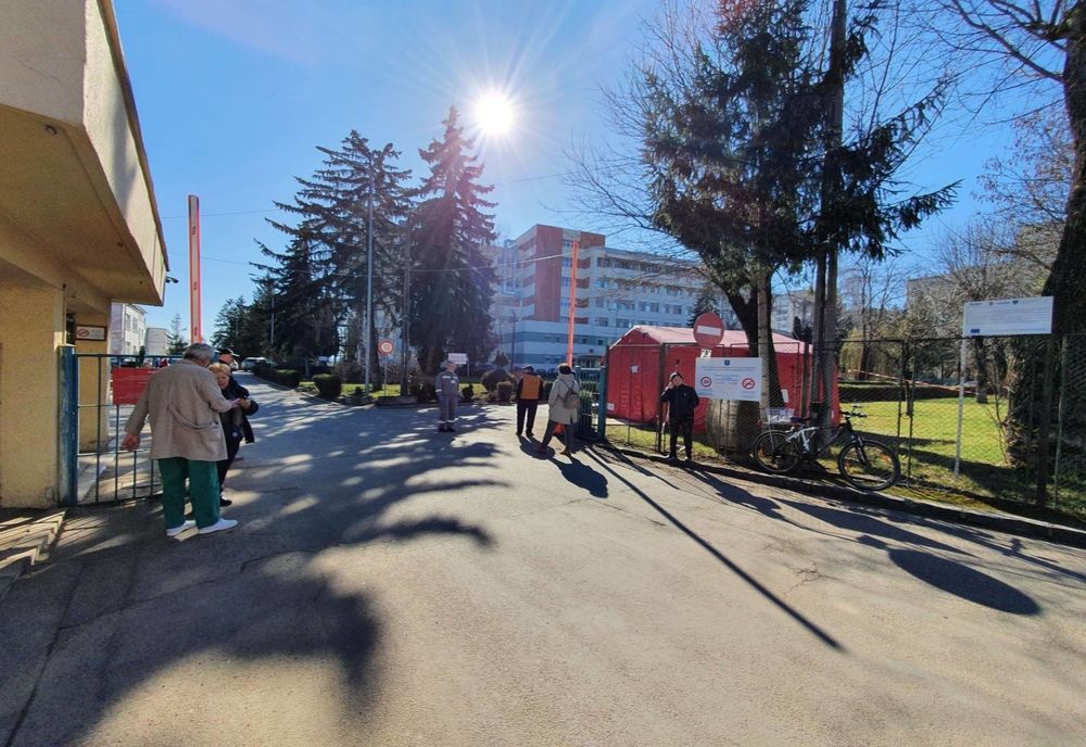 Primarul Antal Árpád le cere medicilor testați pozivit la COVID-19 să își facă numele publice