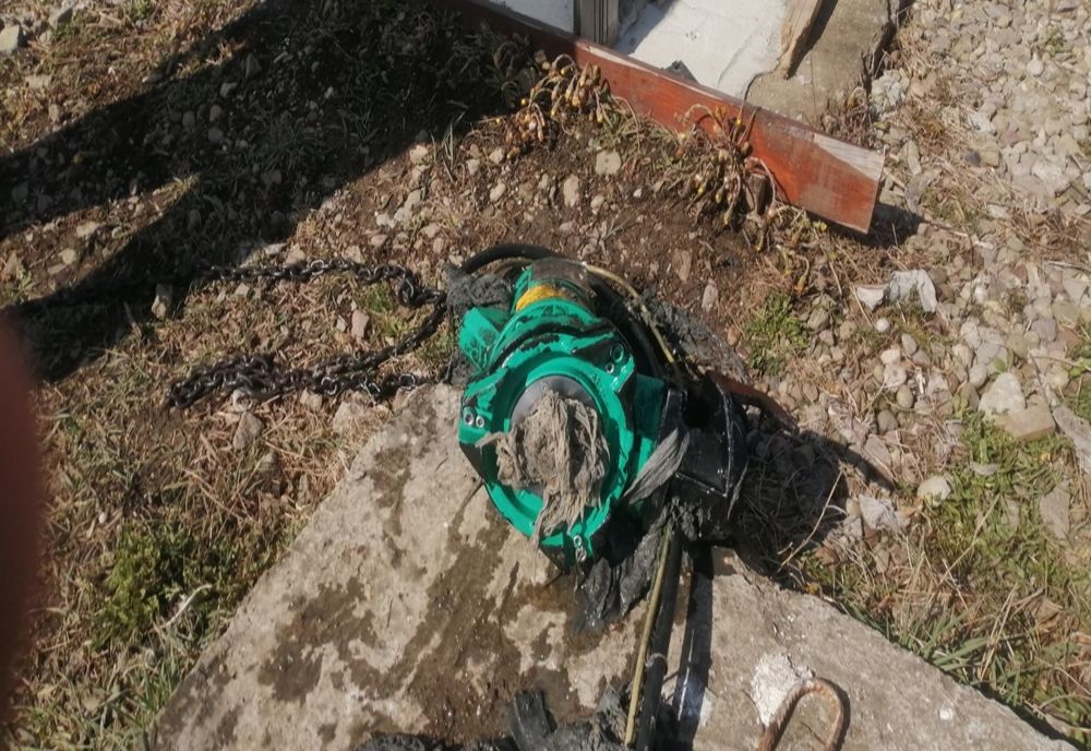 Nu mai aruncaţi orice în WC ! Un nou apel al Gospodăriei Comunale