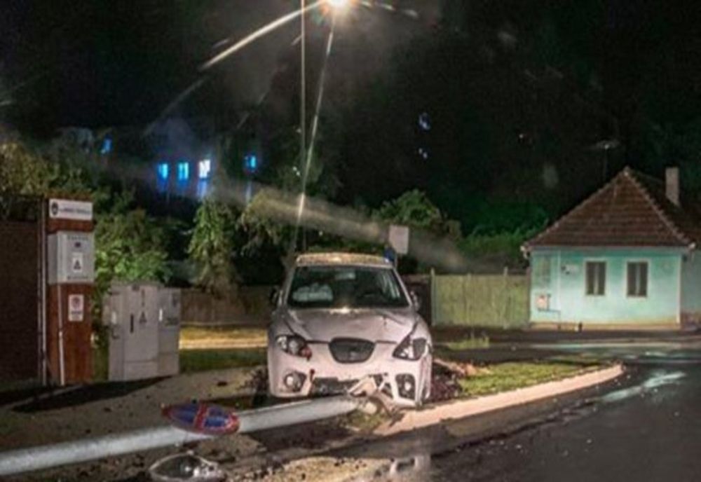 Căutat de Poliție, după ce a provocat un accident și a fugit de la locul faptei!