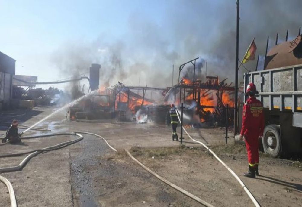 Incendiu puternic, la un gater din localitatea Covasna