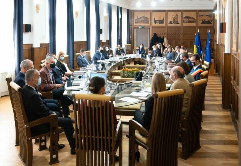 Primarul Antal Árpád şi consilierii locali din Sfântu Gheorghe au fost învestiţi în funcţii