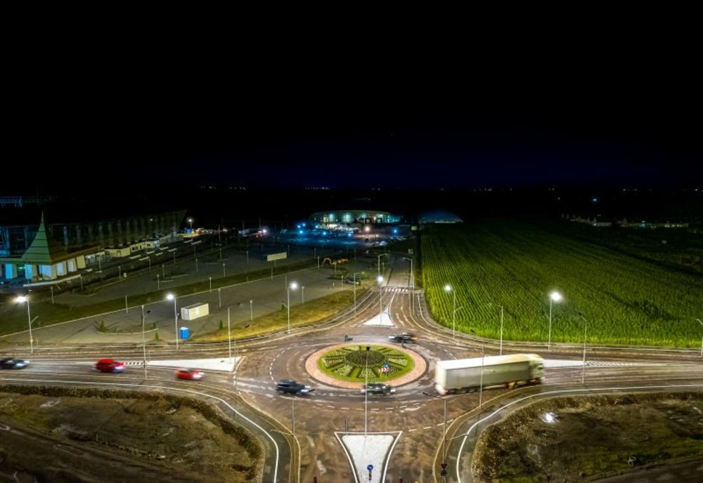 S-au finalizat lucrările la noul sens giratoriu de la Arena Sepsi