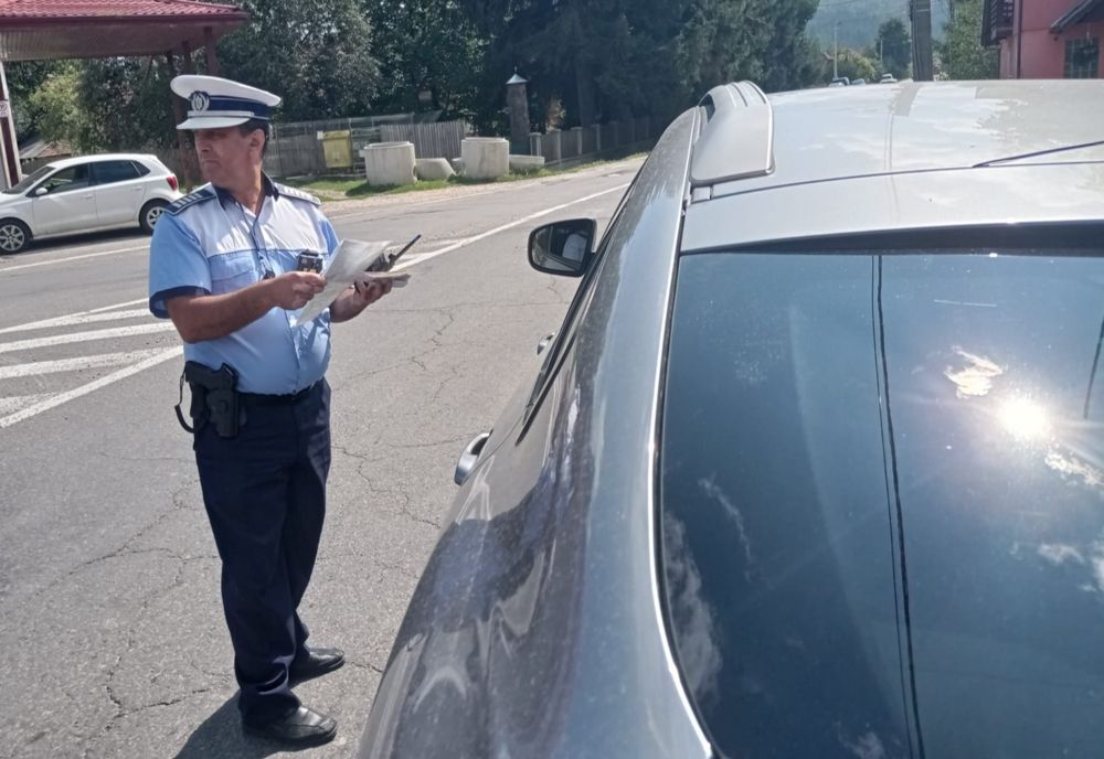 Polițiştii rutieri au dat amenzi de aproape 170.000 de lei 