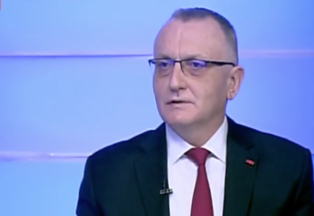 Sorin Cîmpeanu: "Aproape 40% dintre elevii din categoriile 12-15 ani și peste 16 ani sunt vaccinați anti-COVID-19"