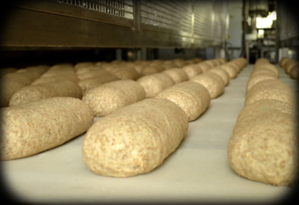 Val de SCUMPIRI, în România: prețurile la făină și pâine CRESC din nou. Experții fac previziuni SUMBRE