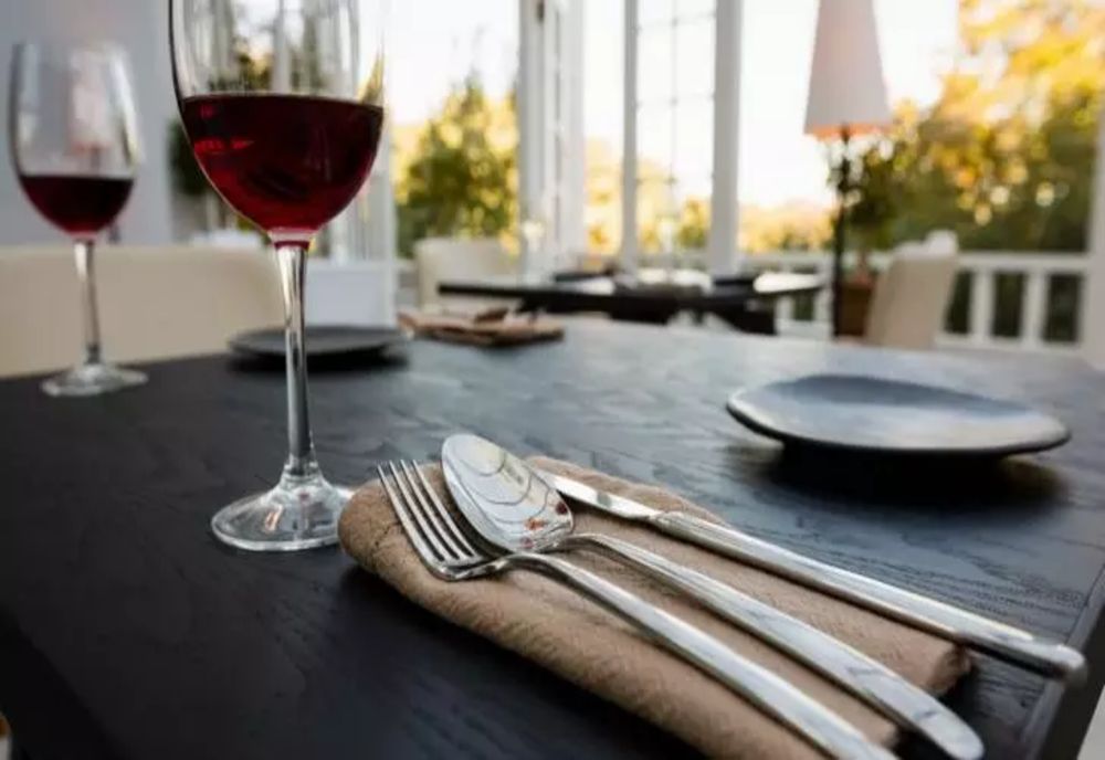 Ce sa nu comanzi niciodată de la restaurant. Secretul murdar din bucătărie