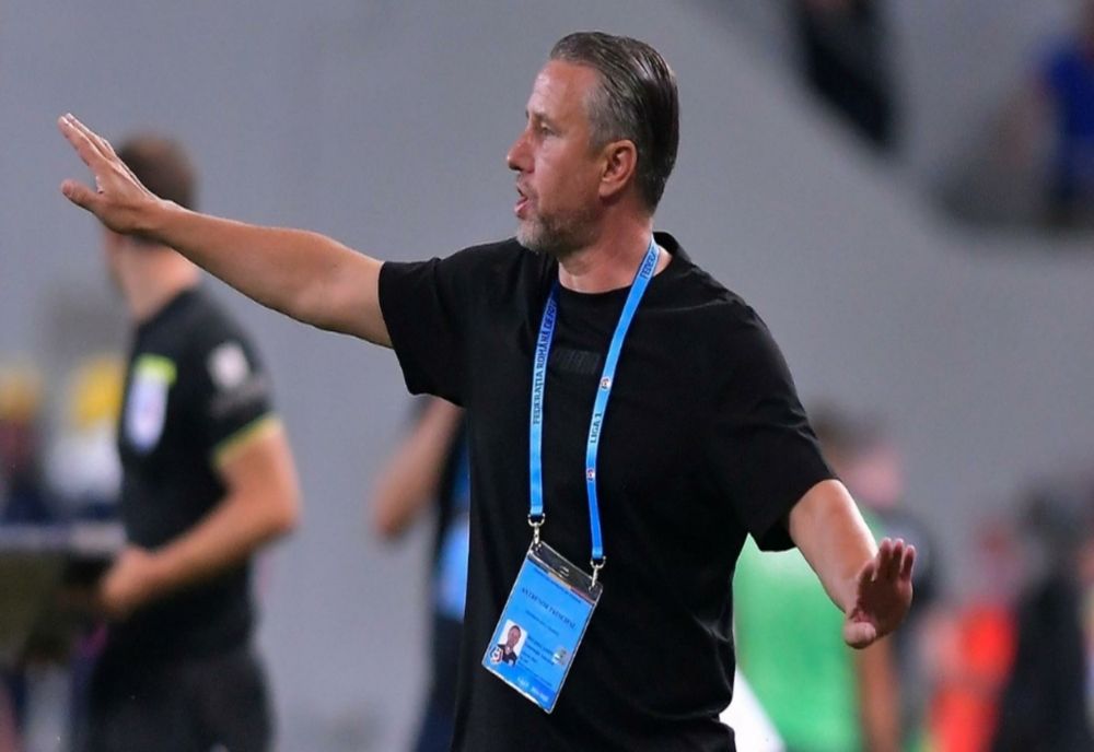 Laurenţiu Reghecampf, noul antrenor al echipei Universitatea Craiova